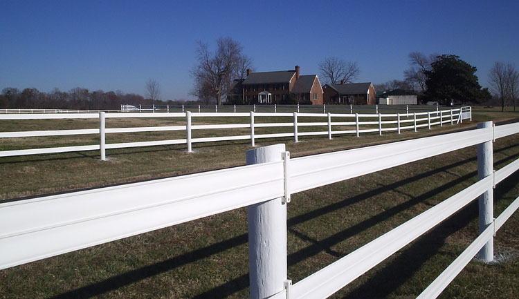 3 rails of Centaur HTP® Fencing, located in Powhatan, VA