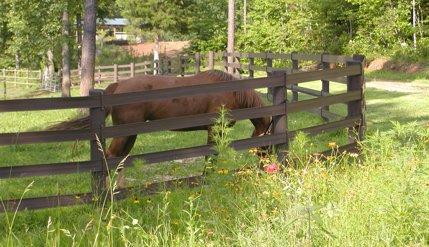 4 rails of brown Centaur installed in Meherrin, VA